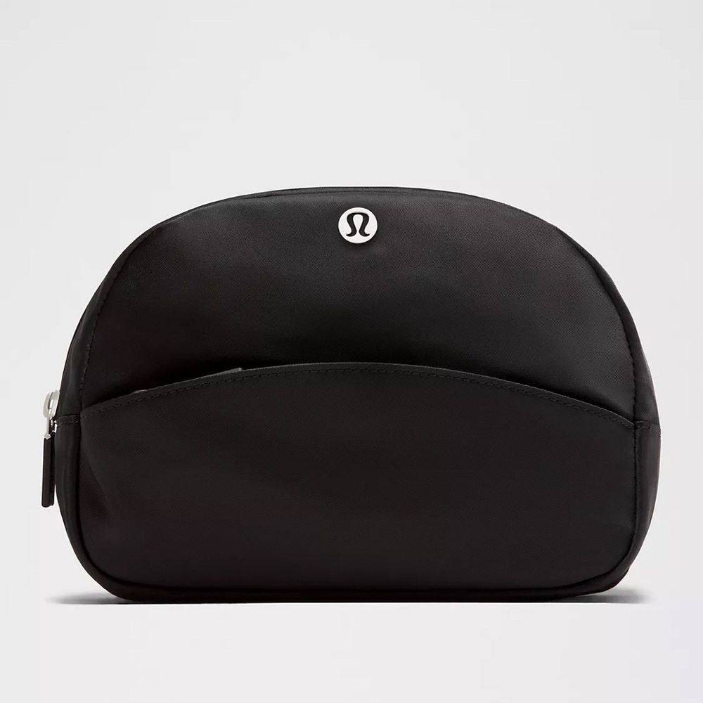 New Lululemon City Essentials Pouch 4L Black